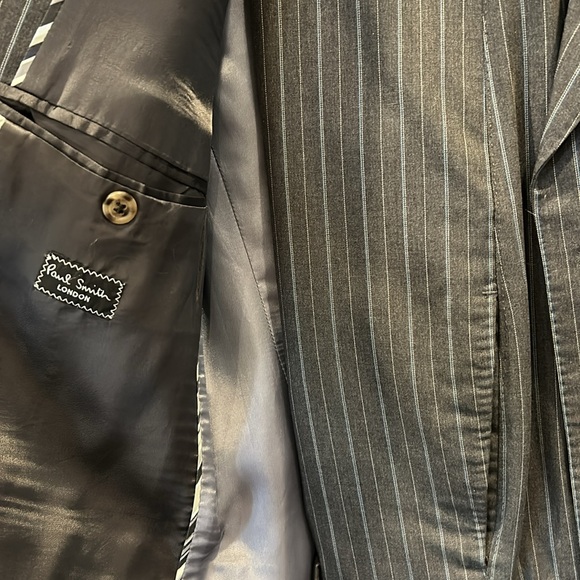 100% Wool Paul Smith Suit - Picture 5 of 7